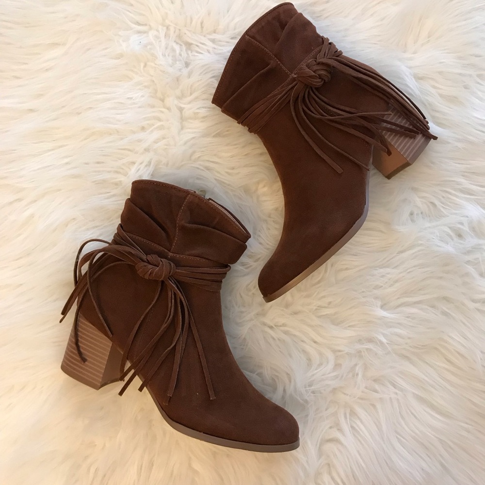 🆕 Lynn Mocha Side Bow Tassel Slouchy Boot - Picture 4 of 8